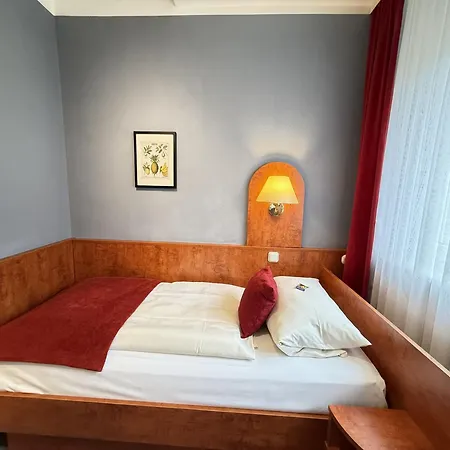 Hotell West An Der Bockenheimer Warte