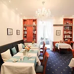 West An Der Bockenheimer Warte Hotel 3*