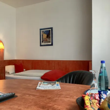 West An Der Bockenheimer Warte