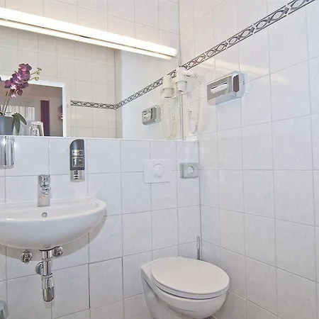 West An Der Bockenheimer Warte Hotel 3*