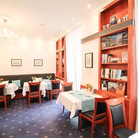 West An Der Bockenheimer Warte 3*