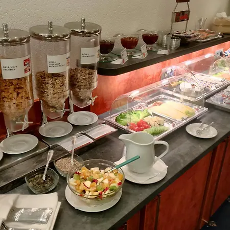 West An Der Bockenheimer Warte Hotel 3*