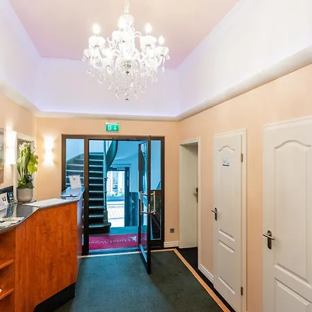 West An Der Bockenheimer Warte Frankfurt nad Menem