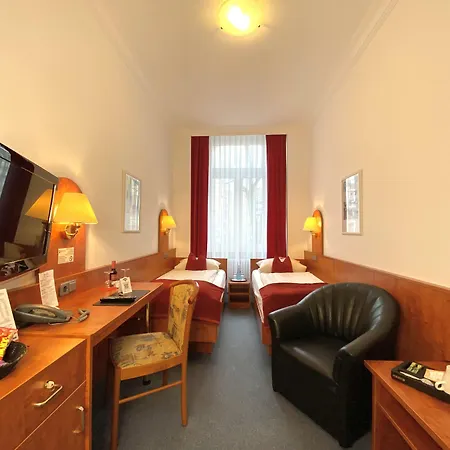 Hotel West An Der Bockenheimer Warte