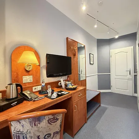 西博肯海默瓦特酒店 3*