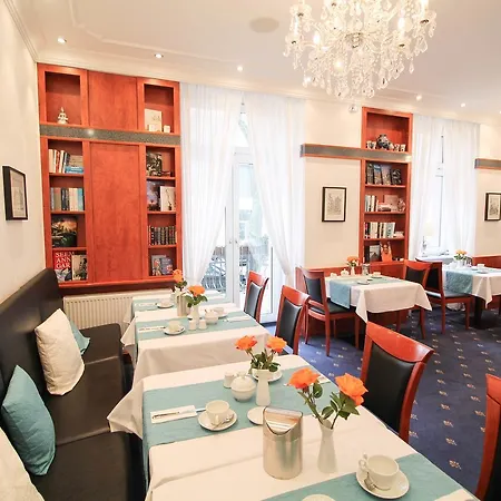 West An Der Bockenheimer Warte