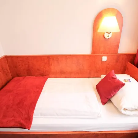 West An Der Bockenheimer Warte Hotel 3*